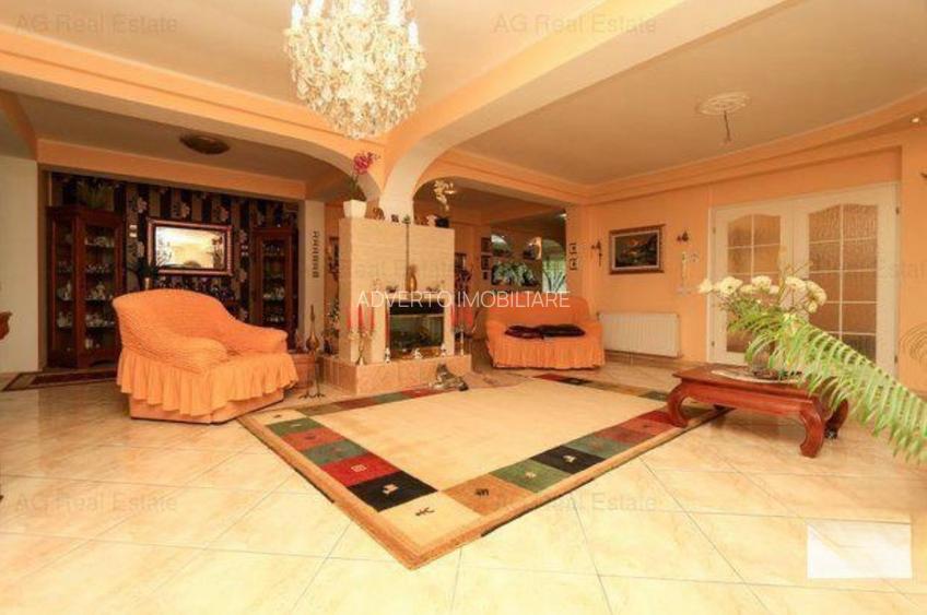Vilă spațioasă de vânzare cu 7 camere în comuna 1 Decembrie - 4