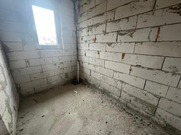 Casa individuala, pe 2 nivele, 110mp utili,500mp teren, zona Chinteni