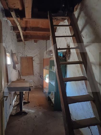 Casa taraneasca cu 3 camere, Turia Jos,