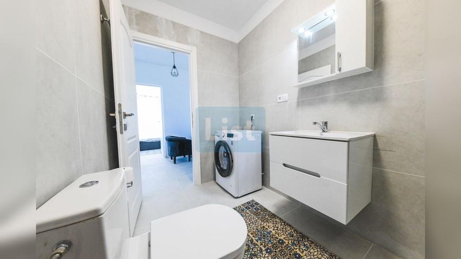 Apartament cu 3 camere, zona Aeroport