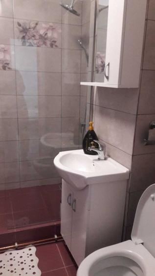 Închiriez apartament 3 camere Pitesti - zona Fabrica de Bere