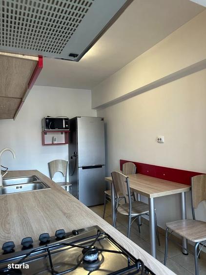 P-ta Romana 4 camere renovat cu 2 bai si balcoane + parcare