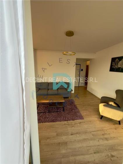 Apartament 3 camere - Penthouse in Tractorul, 71 mp - Brasov