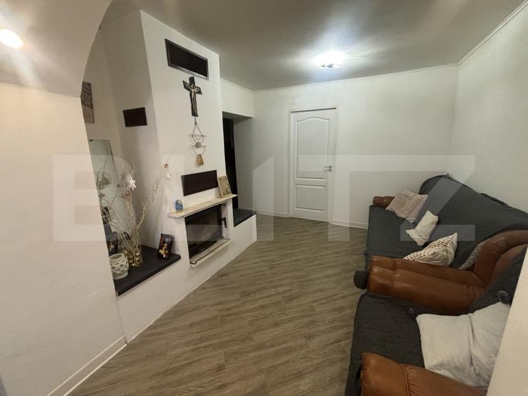 Casa de vanzare, 6 camere, 190 mp + teren de 5.000 mp - Carastelec