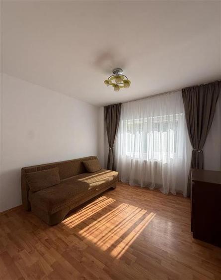 Apartament 3 Camere Renovat | Lacul Tei | Centrala proprie | Parcare