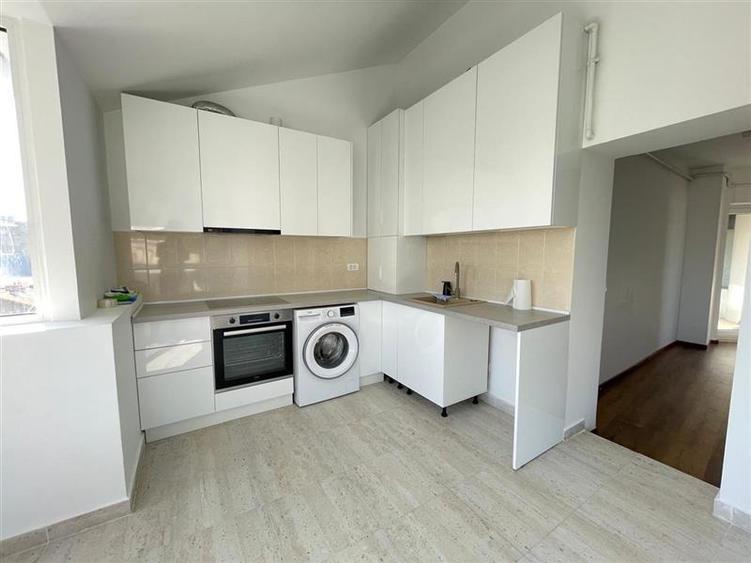 3 camere | Piața Romana | Strada securizata