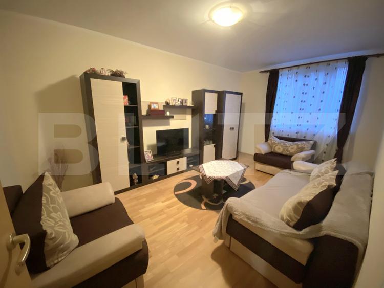 Apartament 3 camere, 70 mp, zona Tolstoi