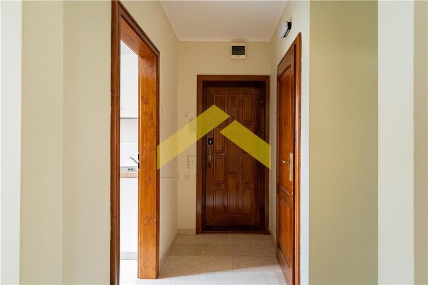 Apartament 3 camere zona Libelula de inchiriat
