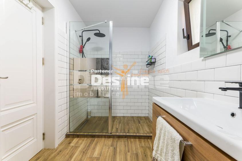Comision 0% Casă individuală stil grecesc 5 camere S+P+1+pod, 200 mp