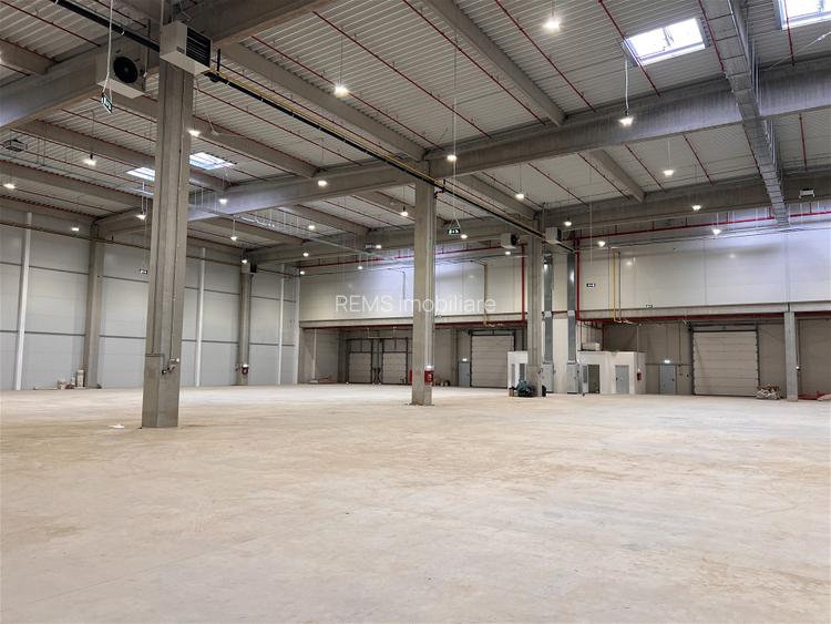 HALA INDUSTRIALA 3.500 MP FLORESTI | 400 MP BIROURI | 6 RAMPE | 400 KVA
