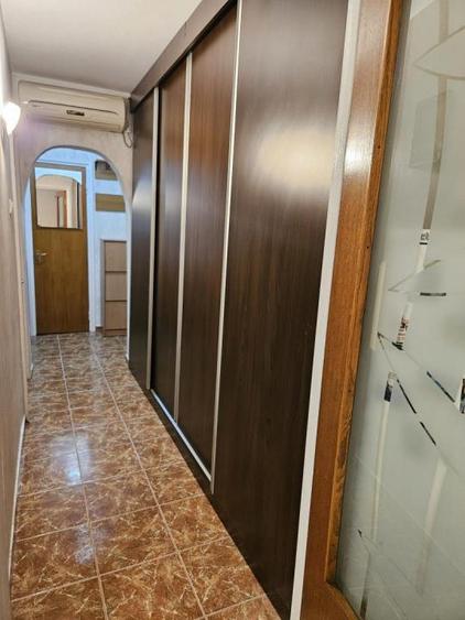 Apartament 2 camere decomandat de vânzare – Șoseaua Giurgi