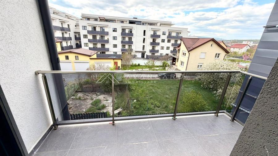 Apartament 2 camere, CF disponibil, spații verzi 1900 mp, retras de la strada