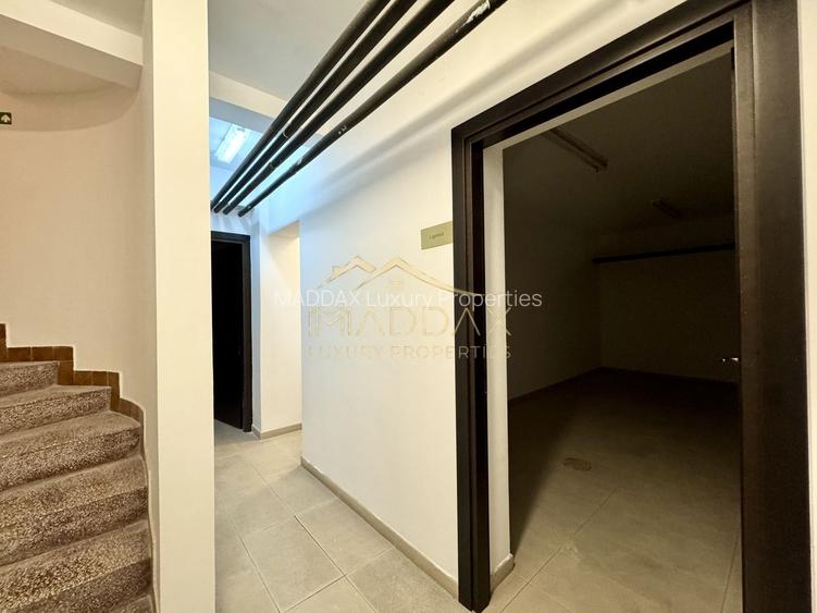 Vila centrala cu 13 camere *460mpu* + garaj // Dorobanți - 37