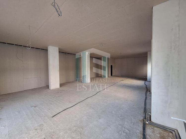 Spatiu Comercial Tunari Otopeni Bloc Nou - Stradal - 280 mp - parcari