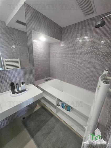 Penthouse de Lux cu vedere pe lacul tei