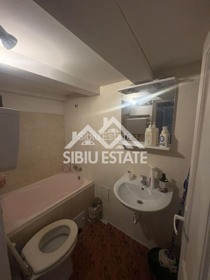 Spatiu comercial 50 mp | Intrare din strada | Central - 7