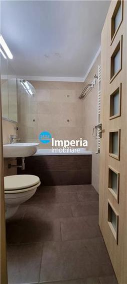 Apartament 3 camere renovat complet, etaj 1, zona BRD Rond Vechi