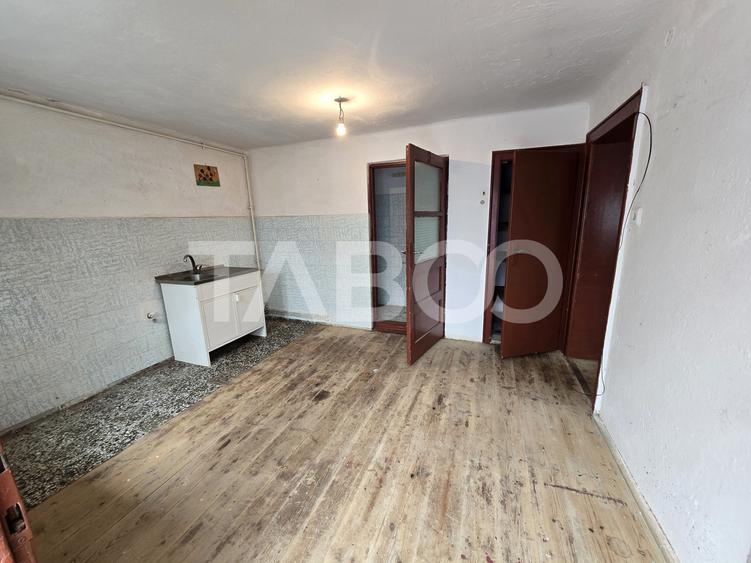 Casa de vanzare teren 412 mp garaj Terezian Sibiu COMISION 0