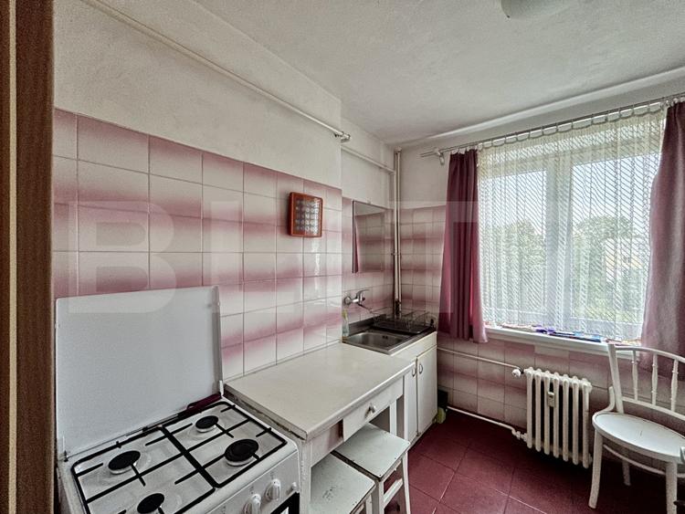 Apartament cu 3 camere, 56 mp, zona Cina