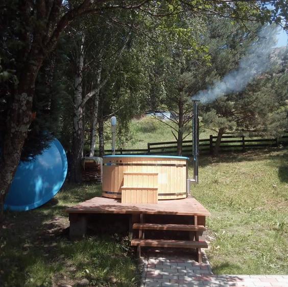 Cabana la munte Colibita jacuzzi foisor