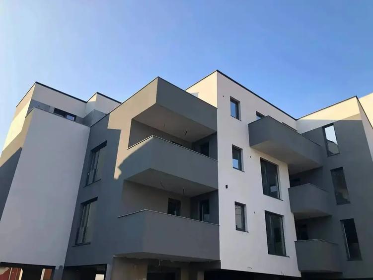 Ultimul apartament 3 camere Finalizat 2 min Metrou Unirii Horoscop