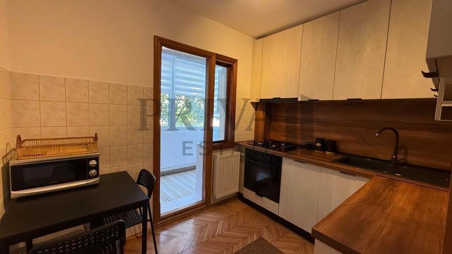 Apartament decomandat 3 camere, renovat complet, Baba Dochia
