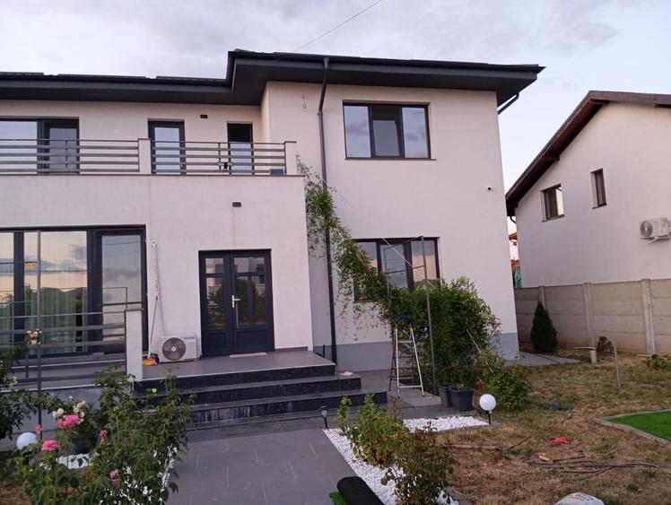 Casa individuala mobilata si utilata,Lux!!!
