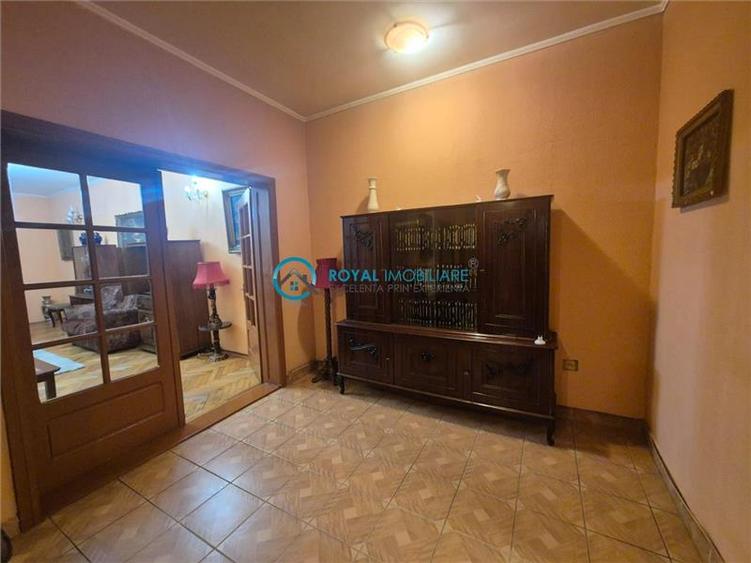 Royal Imobiliare - Vanzare Casa Zona Lupeni
