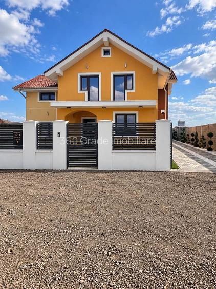 Casa Individuală în Dragsina -250mp /850mp teren - 2 garaje Comision 0 - 2