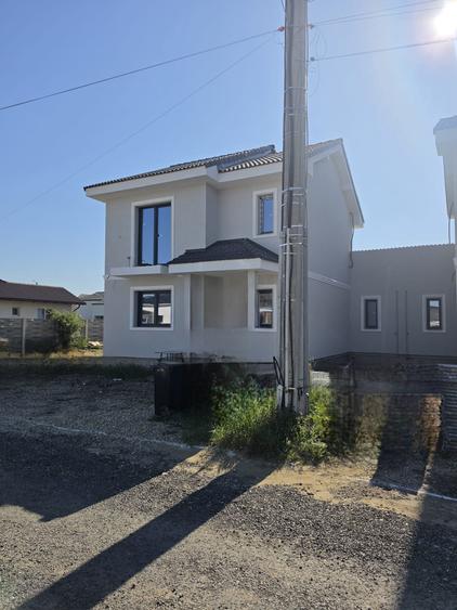 Duplex P+E in Mosnita Noua in cartier Europa cu stada asfaltata