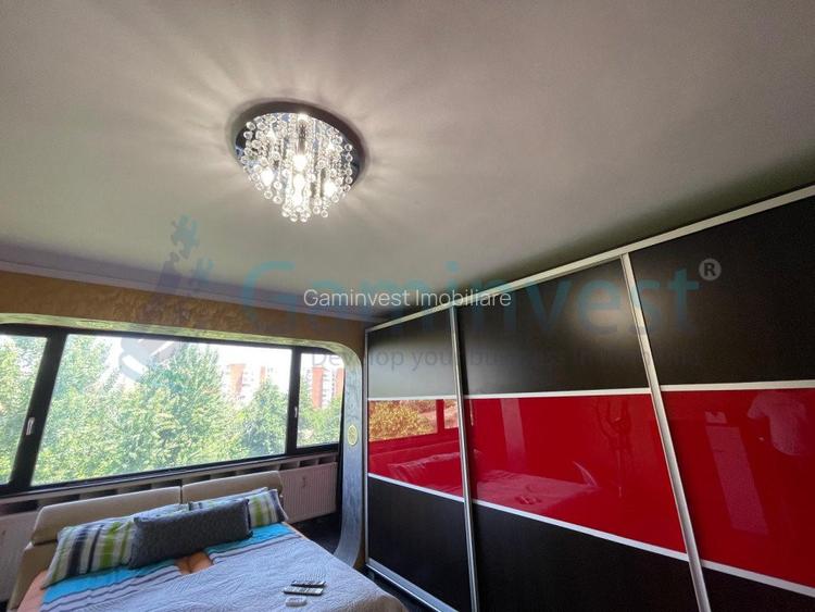 Apartament de vanzare in Oradea, cu 4 camere, 98 mp utili, zona Splaiul Crisanei - 12