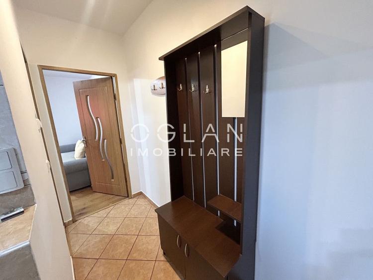 Apartament 2 camere , balcon, Zona Ciresica