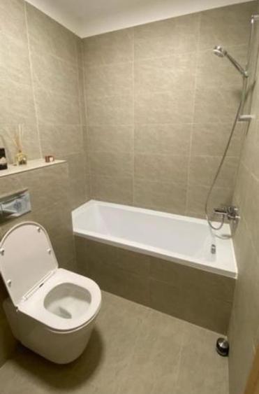 Apartament 3 camere Lux in Complexul Parcului 20
