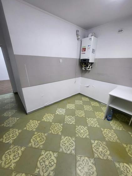 Casa de inchiriat. curte, centrala proprie, zona centrala. metrou 7min