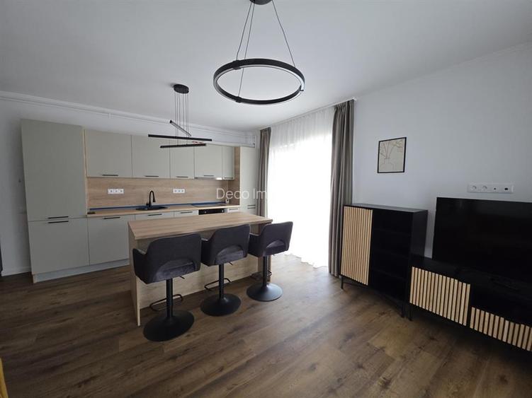 Apartament cu 3 camere lux zona La Terenuri - 4