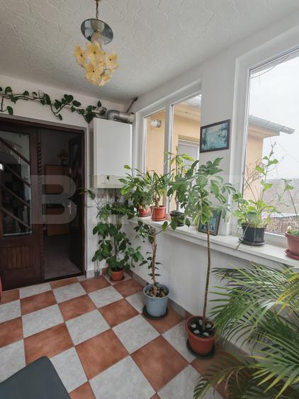 Casa 3 camere, 1079 mp teren, in zona Turda Noua