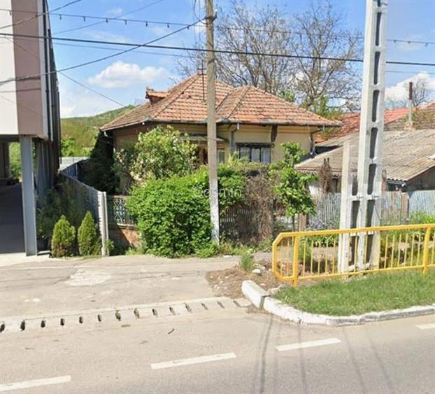 Casa cu beci, la strada principla in Podari, 4,5 km de Craiova - 9