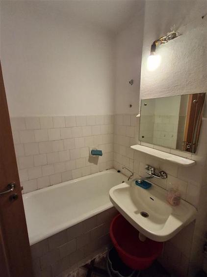 APARTAMENT DE VANZARE  CU 2 CAMERE BLOC 1989 OBTIUNE PRIN CREDIT IPOTECARF