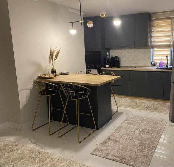 Apartament 3 camere 72mp Spital mobilat utilat 120.000eur neg