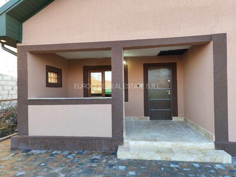 Casa 3 camere - Valu lui Traian - 147.000 euro(Cod E5) - 2