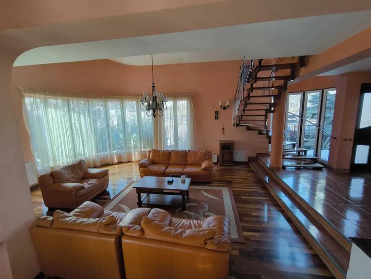 Casa de inchiriat de 190mp , teren de 678 mp , zona : Cluj Europa