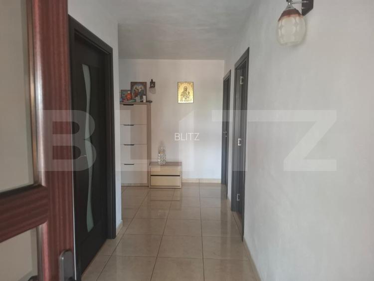 Casa de vanzare, 126 mp, zona Dragomiresti