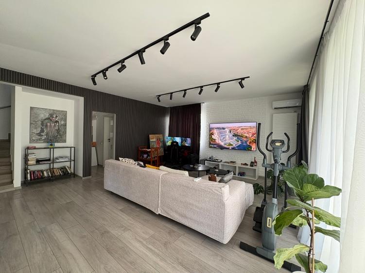 Vila superba 4 camere, Comuna Berceni, metrou Tudor Arghezi