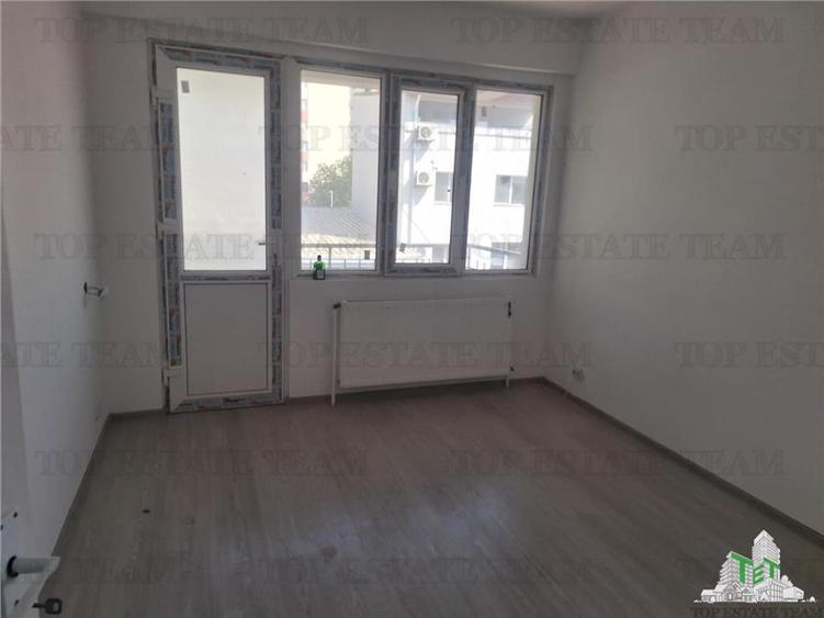 Vila intima cu terasa si teren langa bd. Lacul Tei