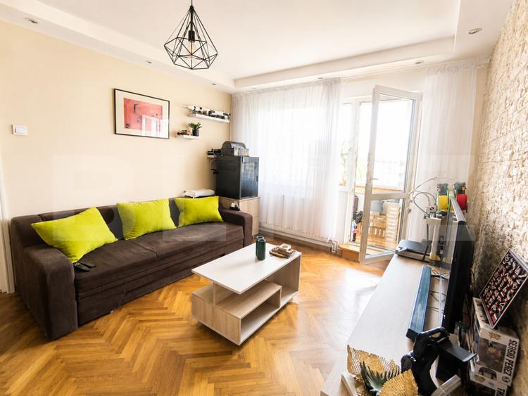Apartament 2 camere, etaj intermediar, Astra