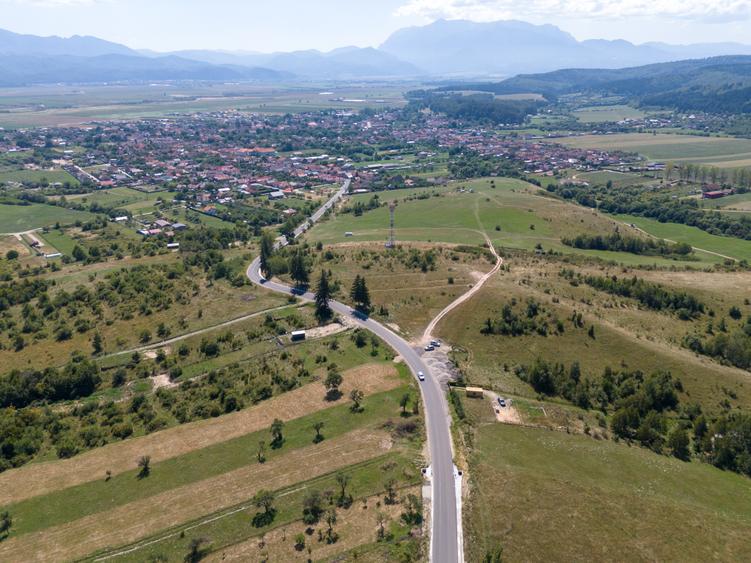 Comision0% Teren recreational 4200mp Vulcan Brasov- curent-asfalt