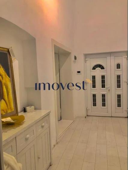 Apartament 2 Camere Ultracentral in asociatie + spatiu comercial