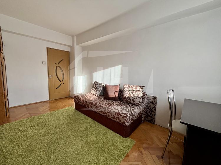 Apartament 3 camereI decomandat I zona  Piata Cipariu