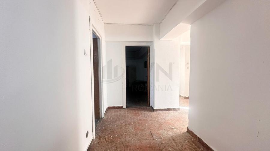 REA1026895 Apartament 4 camere P-ta Romana l ASE