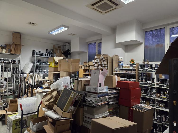 BANU MANTA-PRIMARIA SECT 1,SPATIU COMERCIAL255 MP,3400 EURO